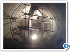 Sestavené lešení okolo rychlozávěrné klapky