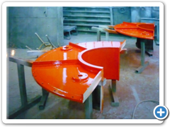 Privaděcí část s horním krytem