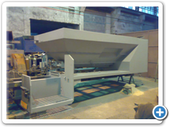 Boční pohled časti vozu správy a údržby silnic - základní vrstva